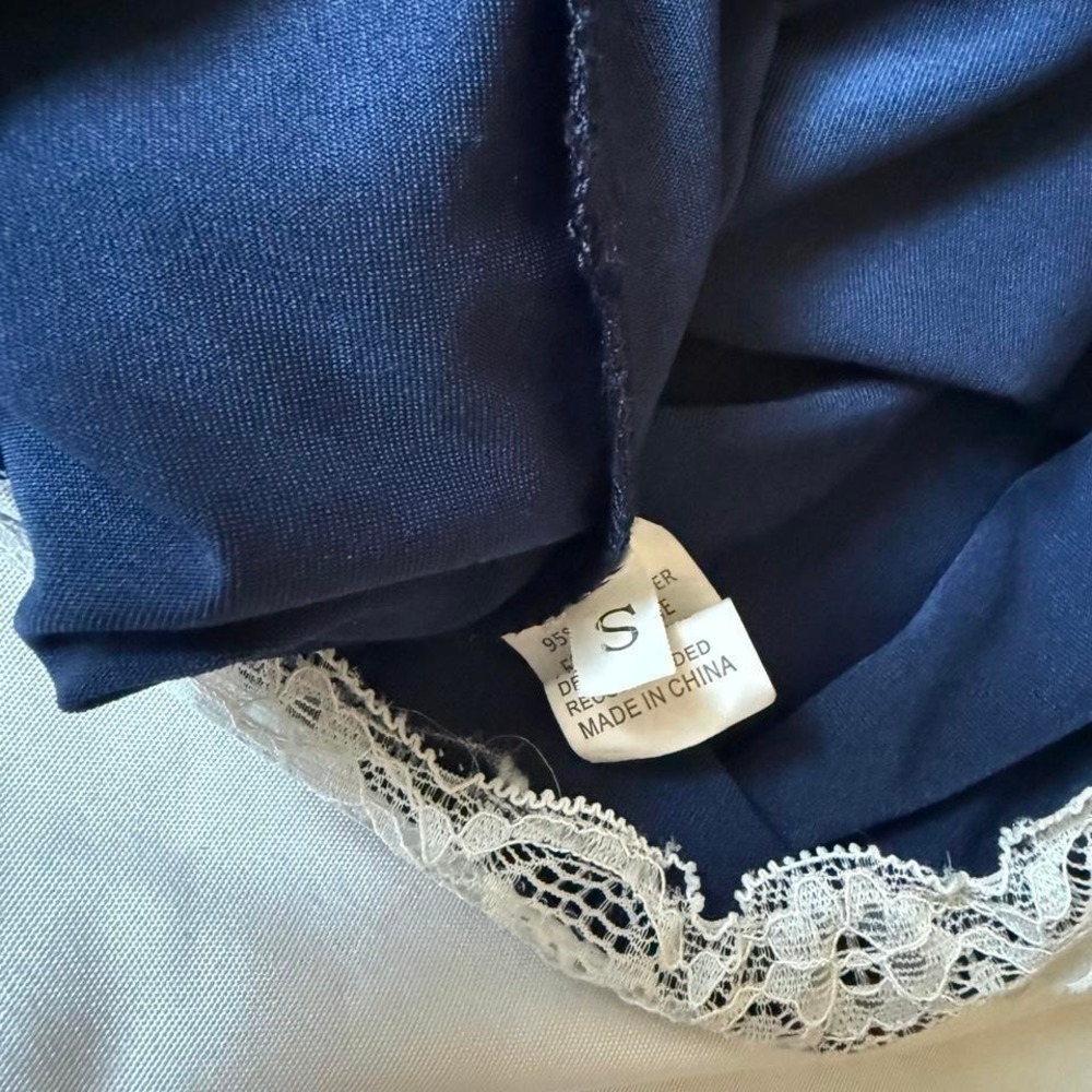 Blue and White Lace Cami Top Y2K - Picture 3 of 6